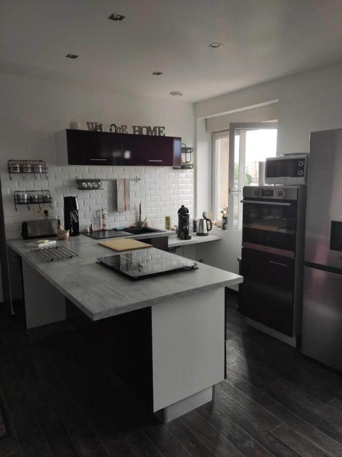 Appartement Cosy Centre-Ville Wifi Parking Шарлевиль-Мезьер Экстерьер фото