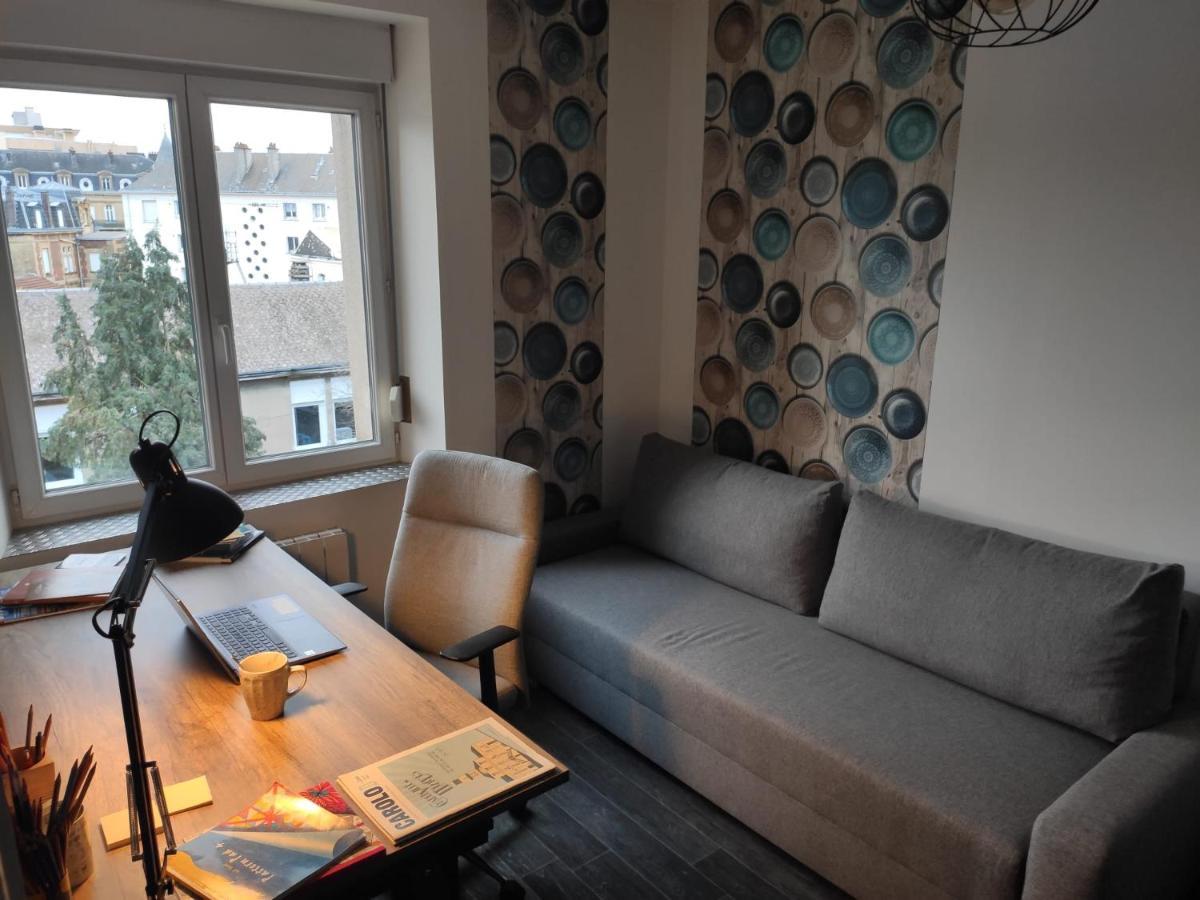 Appartement Cosy Centre-Ville Wifi Parking Шарлевиль-Мезьер Экстерьер фото